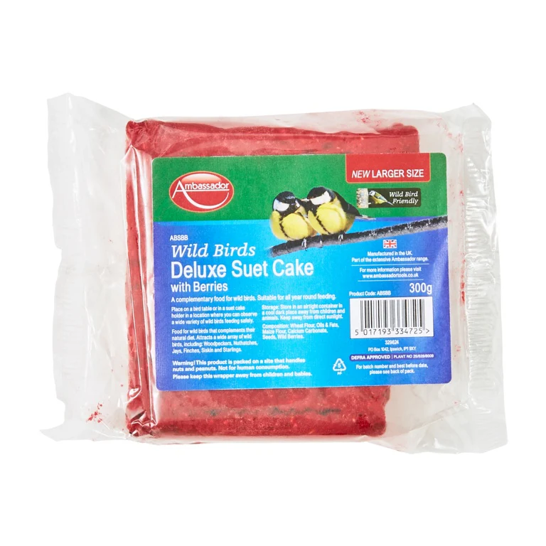 Ambassador Deluxe Suet Cake with Berries - 300g