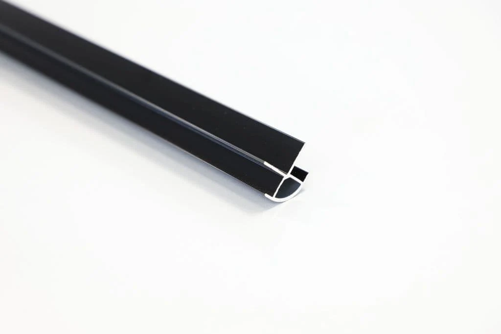 Perform Panel External Corner - White 2450mm
