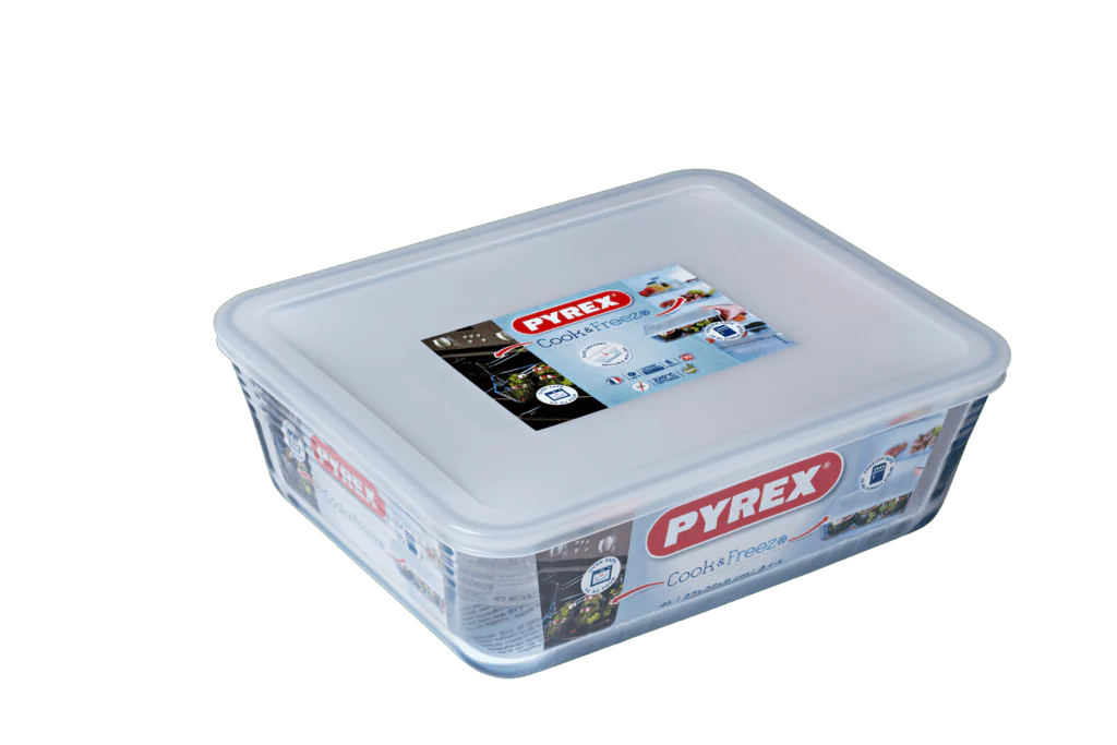 Pyrex Rectangular Dish With Lid - 4L